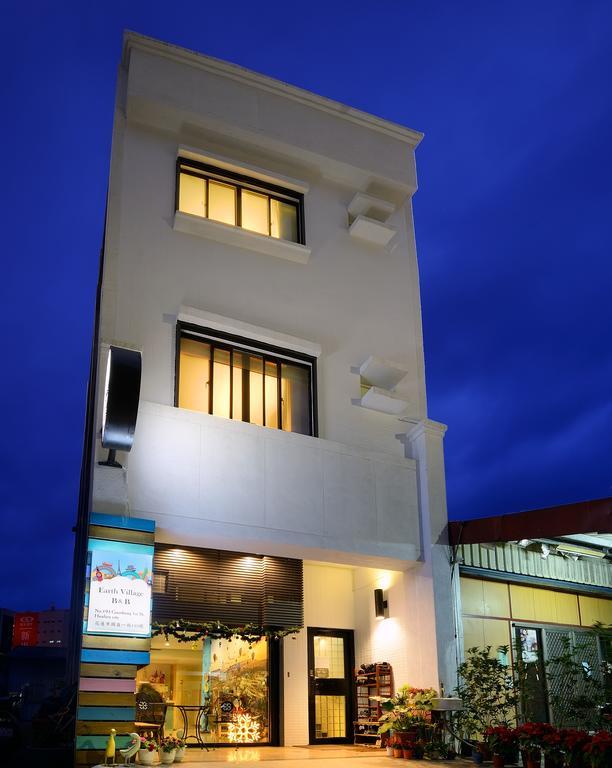 Earth Village B&B Hualien City Exterior photo